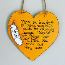 Load image into Gallery viewer, Personalised Remembrance Heart Plaque with Feather
