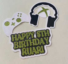 Load image into Gallery viewer, Personalised gaming cake topper
