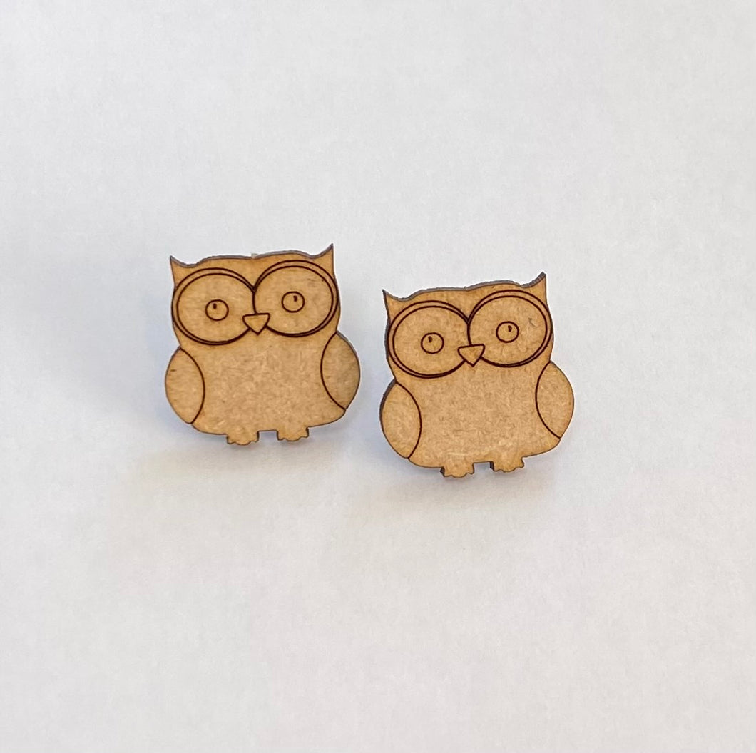 Wooden owl earrings 2cm